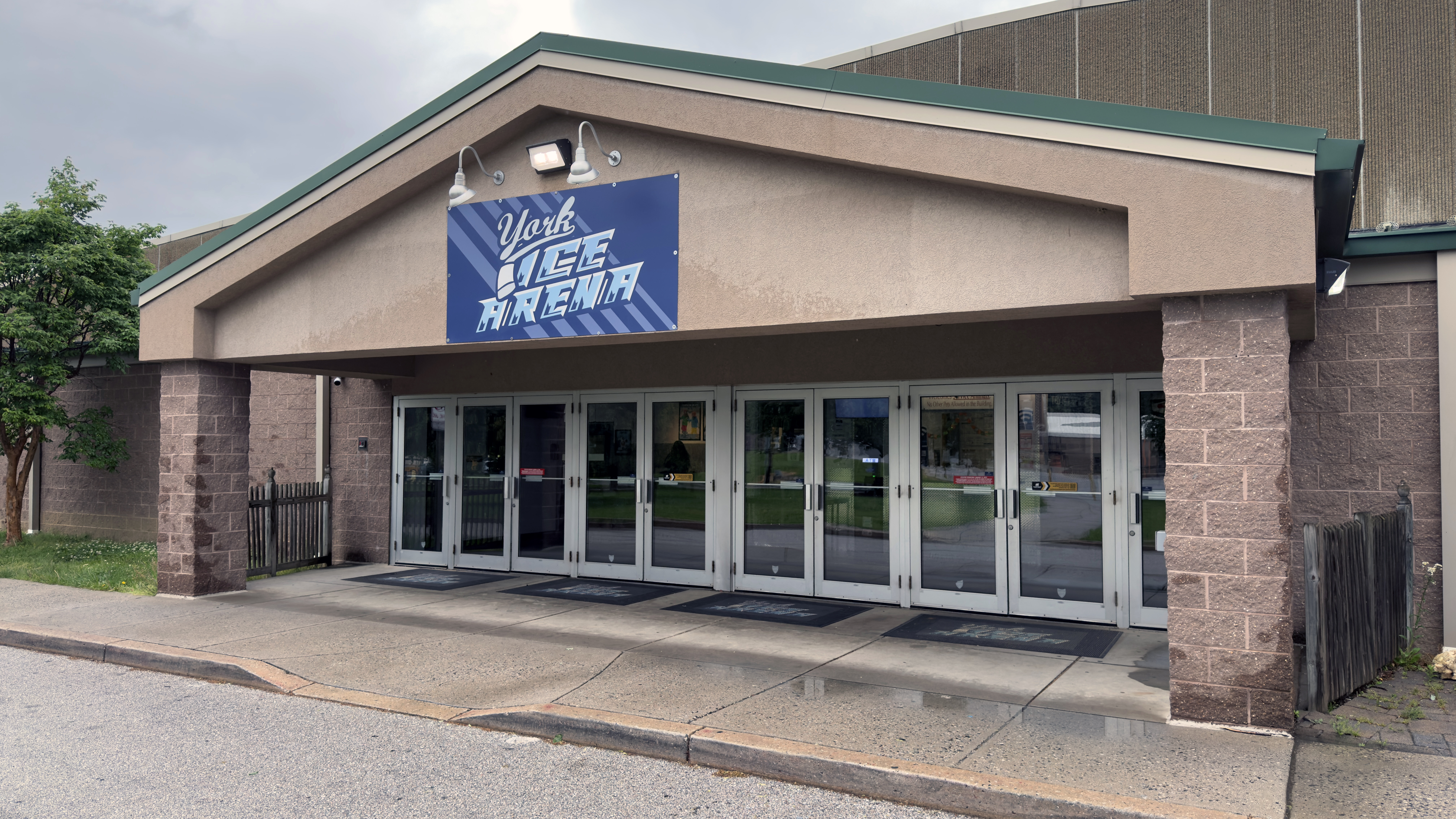 Main entrance to York Ice Arena